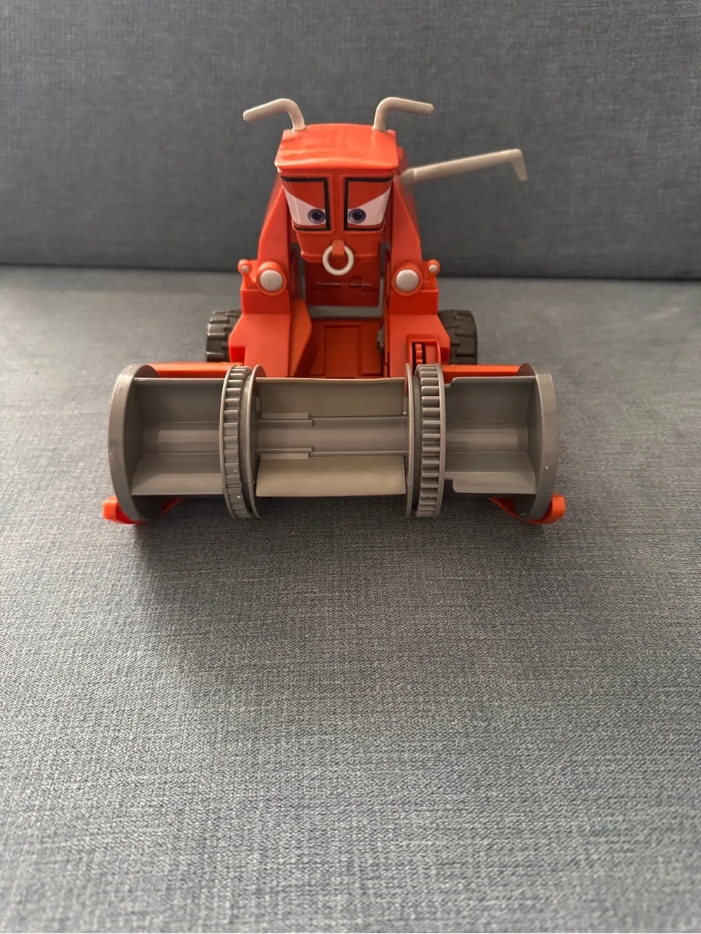 Disney Pixar Cars Chase & Change Frank the Combine Tractor without Bin